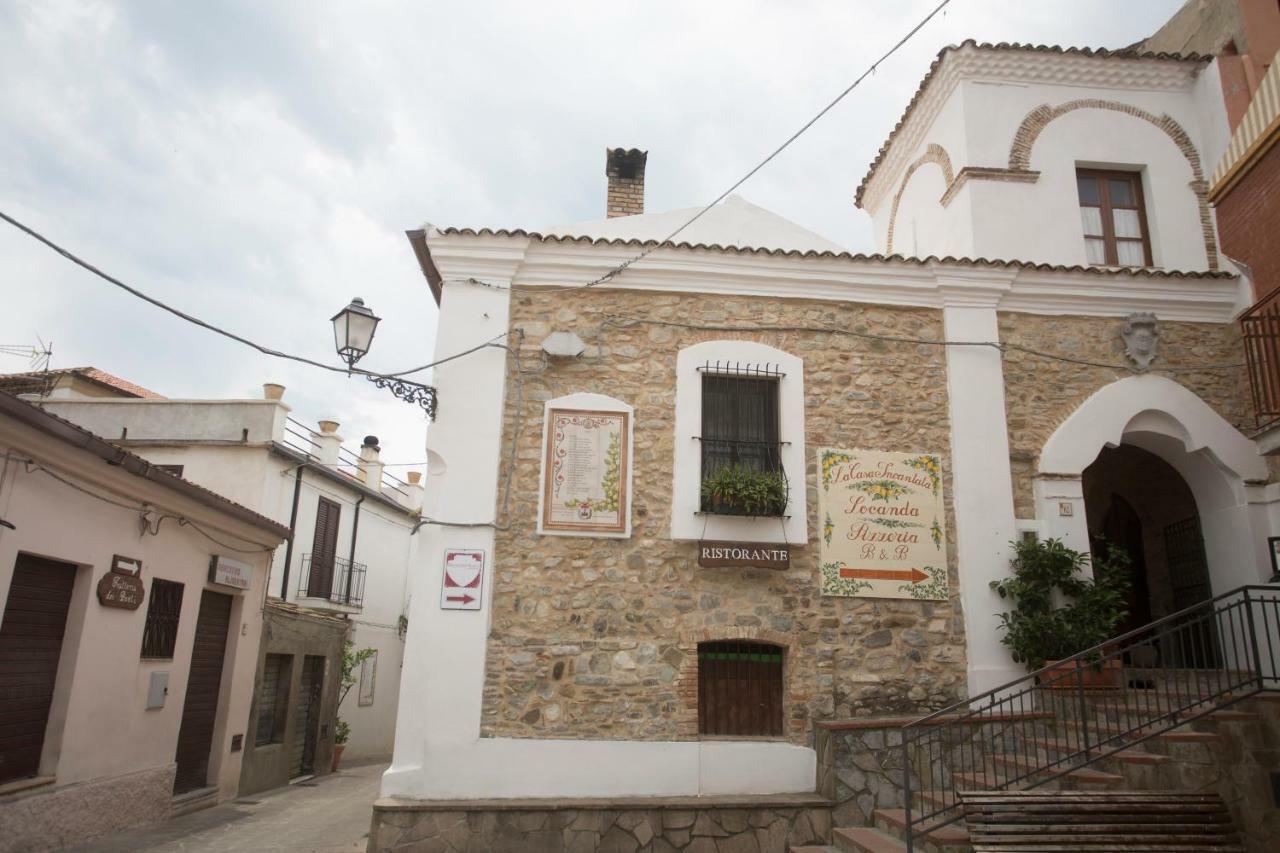 La Casa Incantata Rocca Imperiale Exterior photo